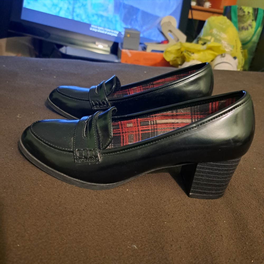 American Eagle Shoes